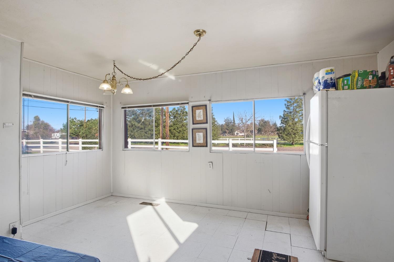 12242 Orange Blossom Rd, Oakdale, CA 95361