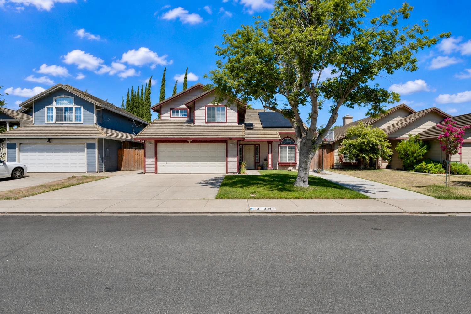 2204 Park Faith Ln, Modesto, CA 95358