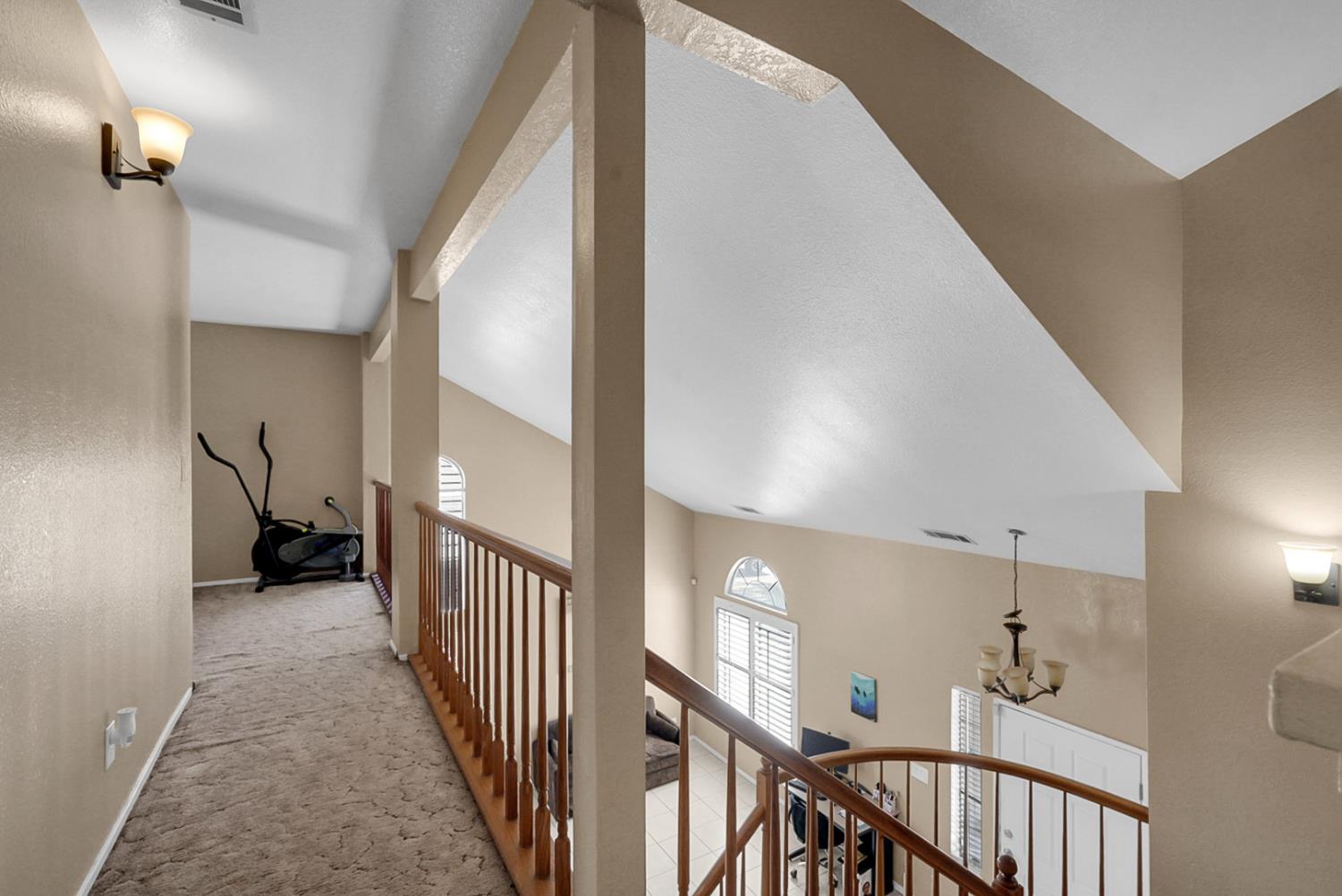2204 Park Faith Ln, Modesto, CA 95358