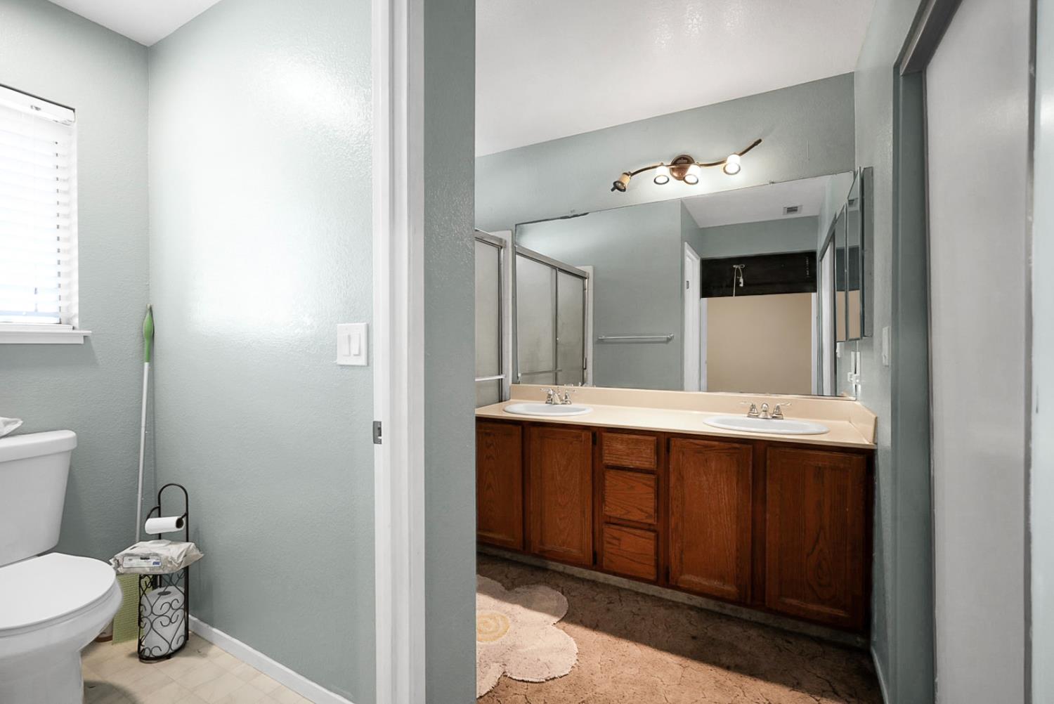 2204 Park Faith Ln, Modesto, CA 95358