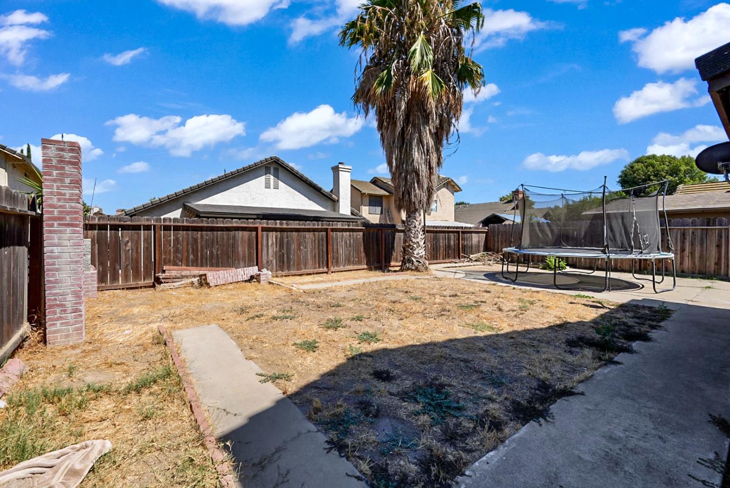 2204 Park Faith Ln, Modesto, CA 95358