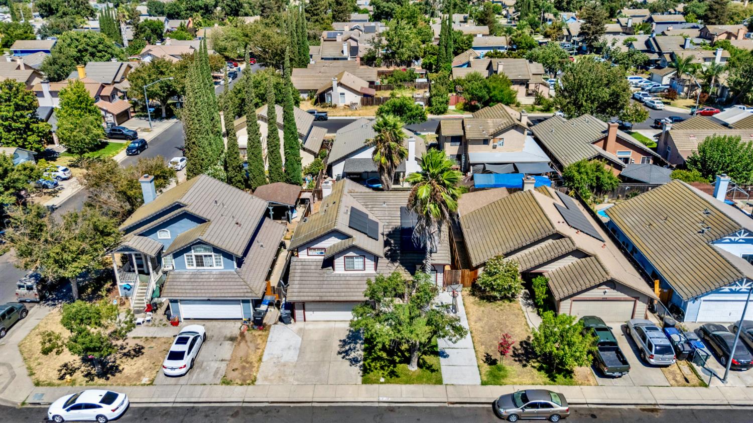 2204 Park Faith Ln, Modesto, CA 95358