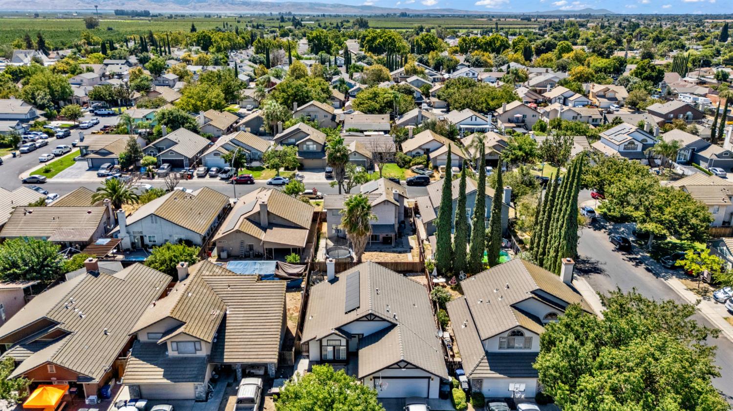 2204 Park Faith Ln, Modesto, CA 95358