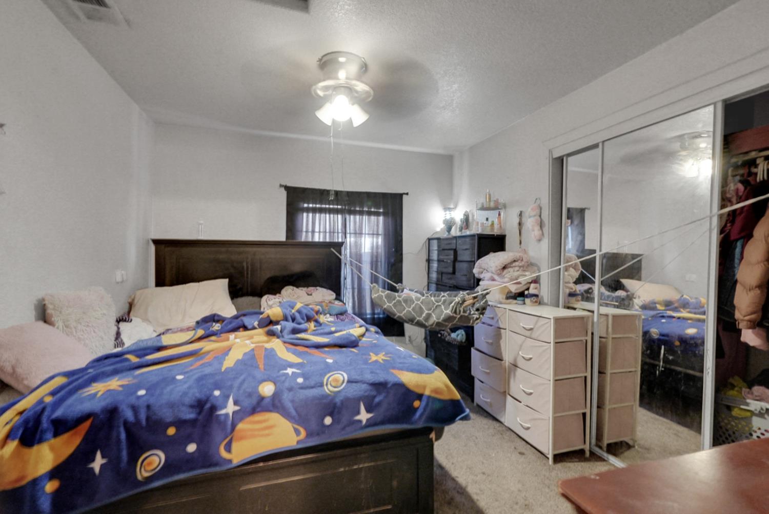 1514 Eureka St, Modesto, CA 95358