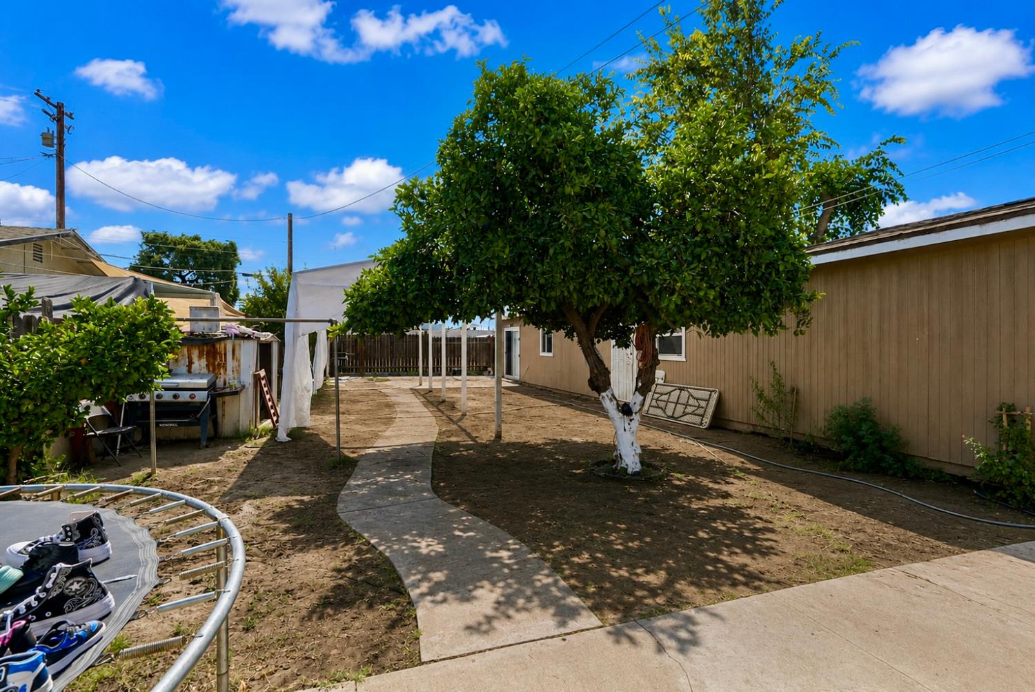 1514 Eureka St, Modesto, CA 95358
