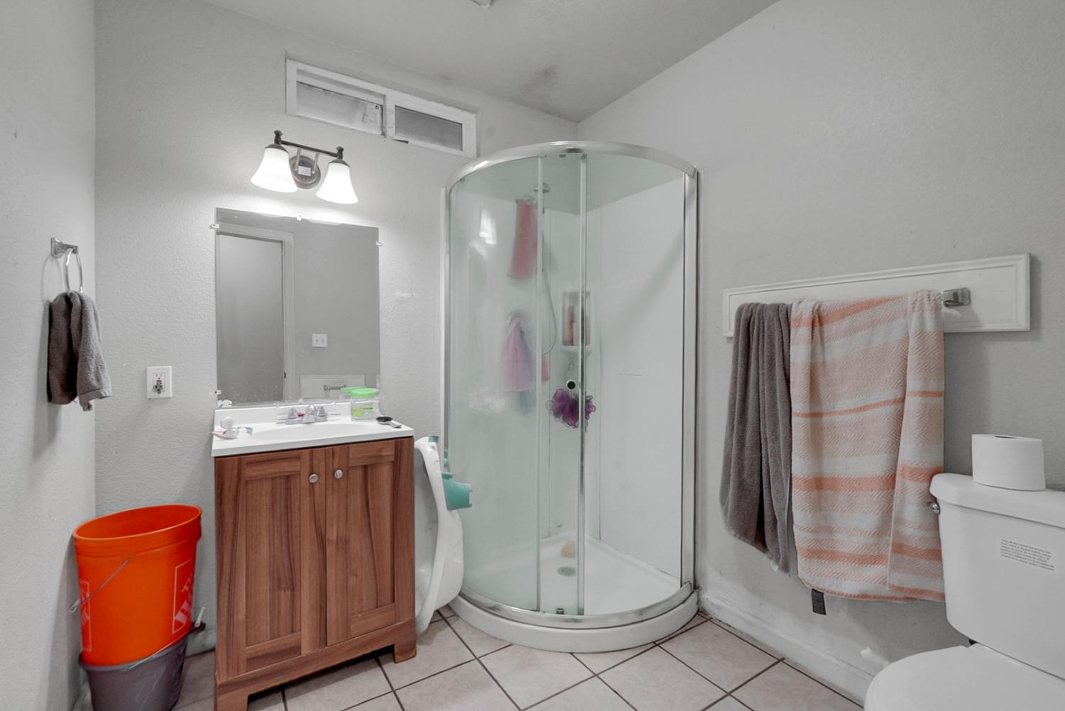 1514 Eureka St, Modesto, CA 95358