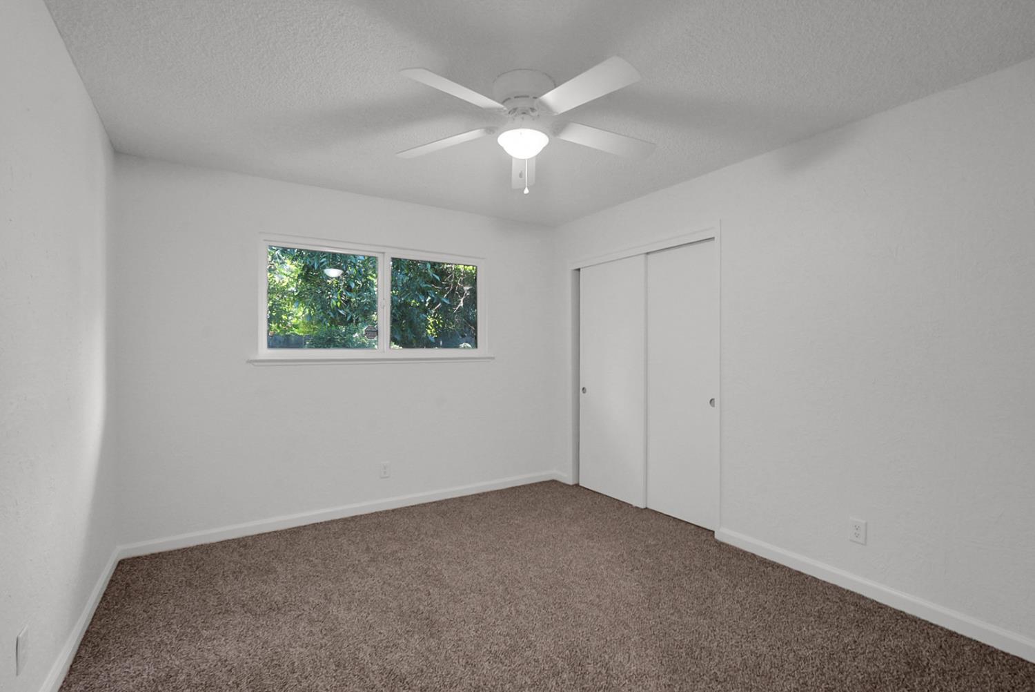 1150 E South Bear Creek Dr, Merced, CA 95340