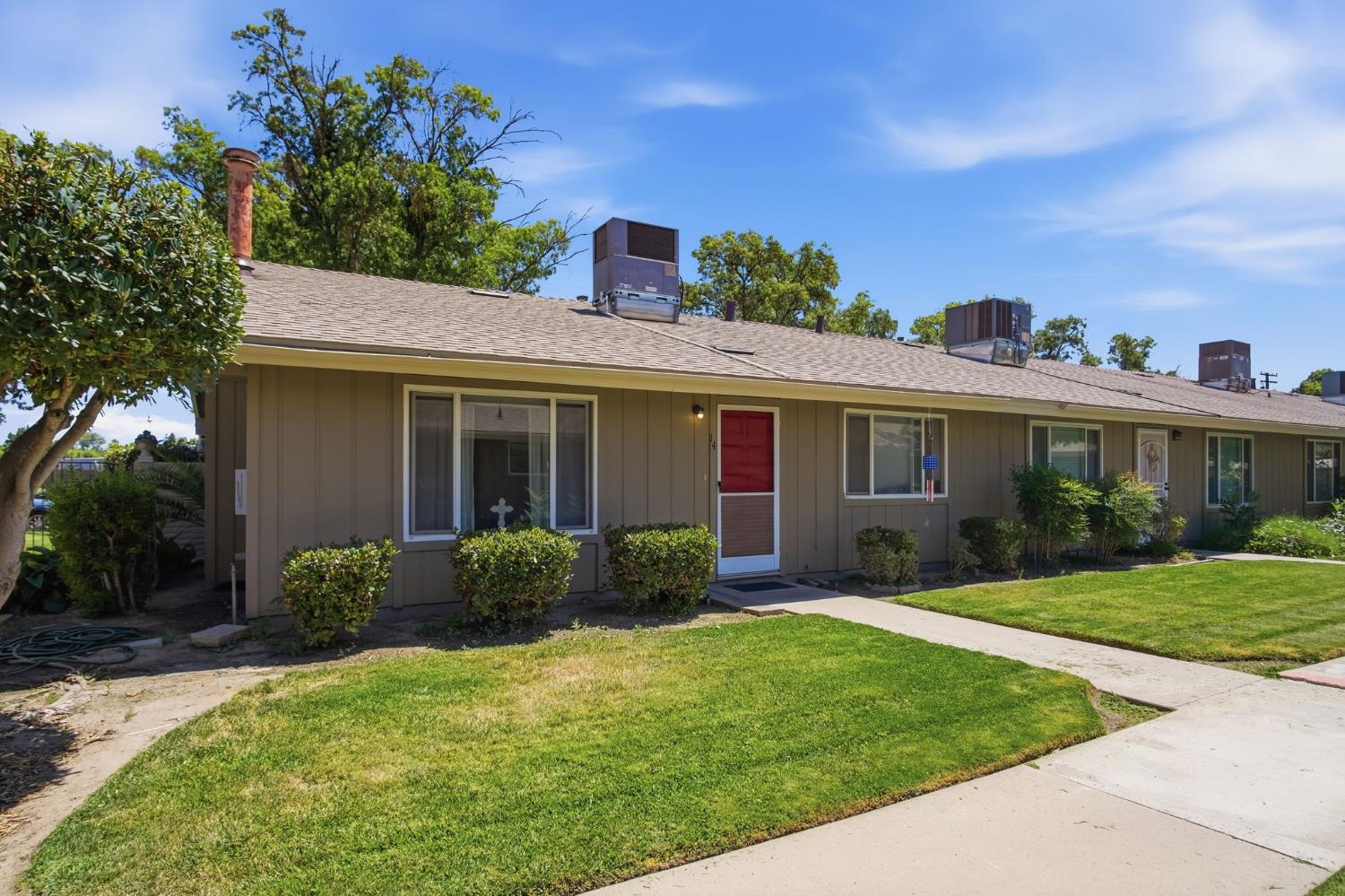 617 W Granger Ave #14, Modesto, CA 95350