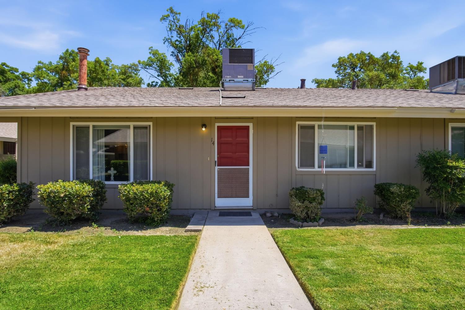 617 W Granger Ave #14, Modesto, CA 95350