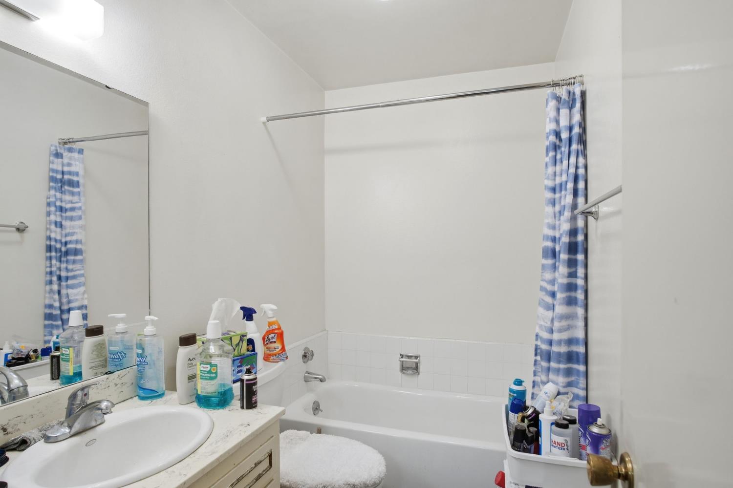 617 W Granger Ave #14, Modesto, CA 95350