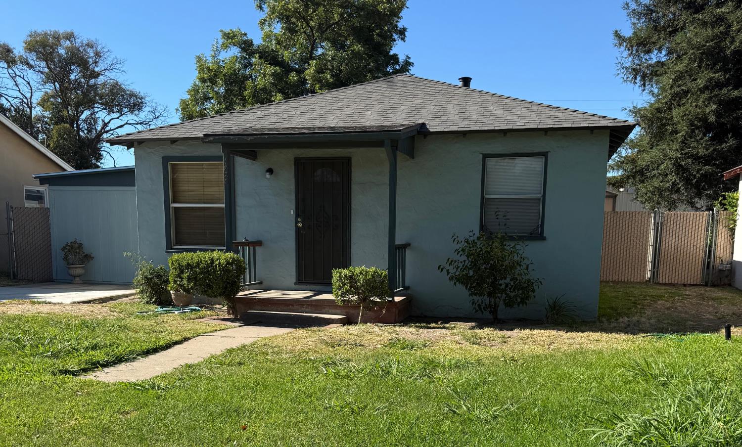 1820 Idalou Ave, Modesto, CA 95350