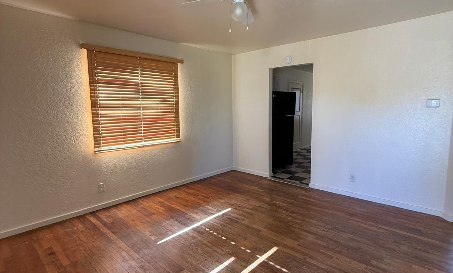 1820 Idalou Ave, Modesto, CA 95350