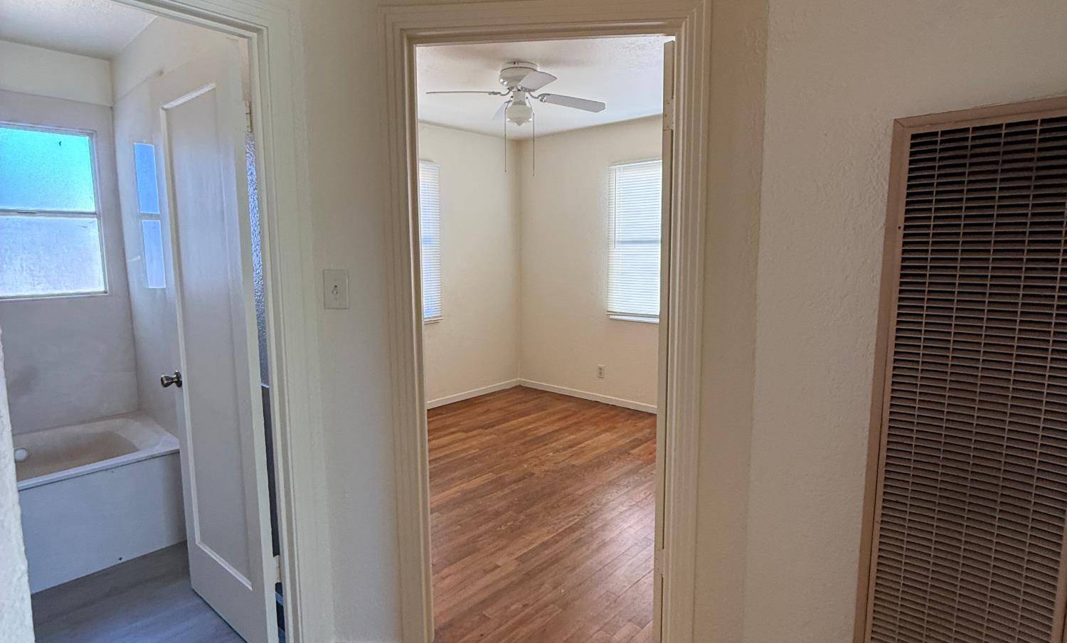 1820 Idalou Ave, Modesto, CA 95350