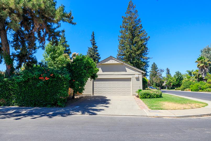 1420 Glenhaven Dr, Modesto, CA 95355