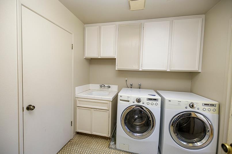 1420 Glenhaven Dr, Modesto, CA 95355
