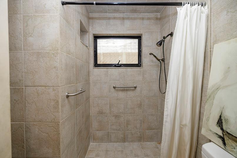 1420 Glenhaven Dr, Modesto, CA 95355