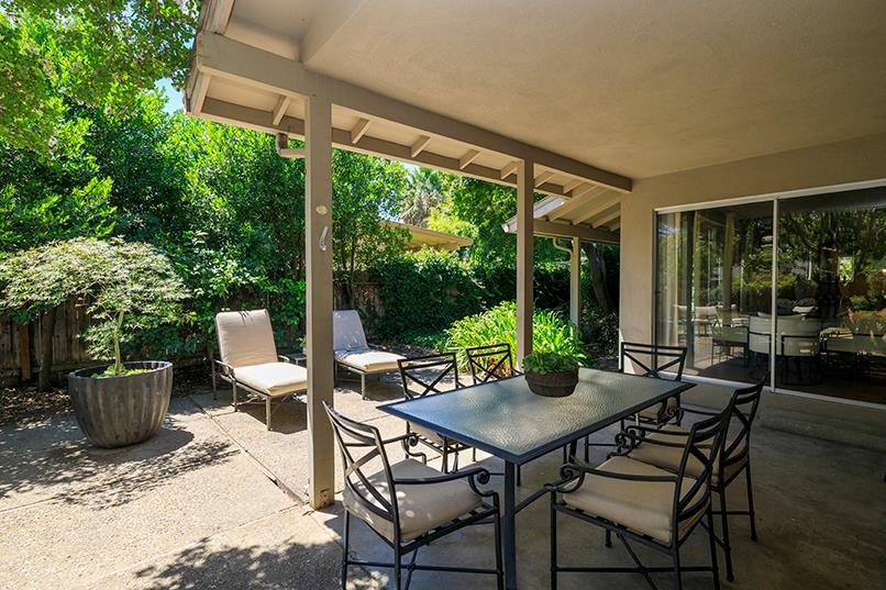 1420 Glenhaven Dr, Modesto, CA 95355