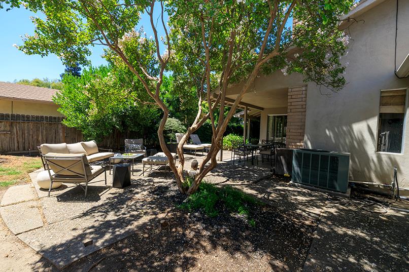 1420 Glenhaven Dr, Modesto, CA 95355