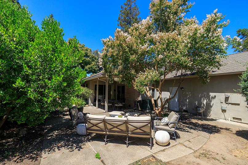 1420 Glenhaven Dr, Modesto, CA 95355