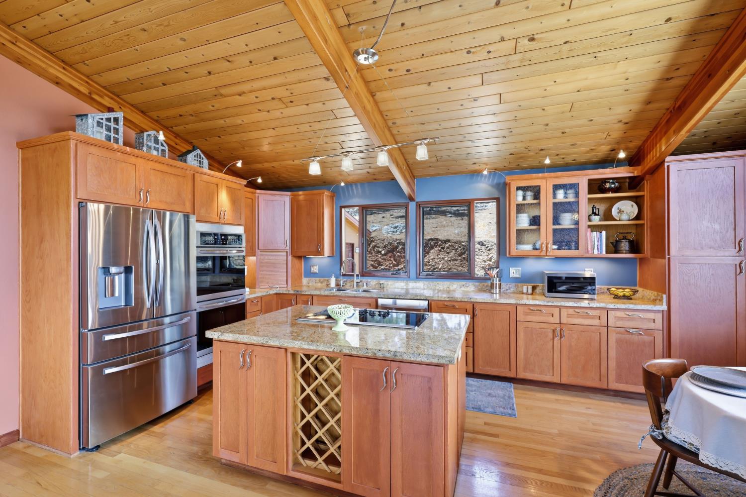 9256 Lazo Way, La Grange, CA 95329
