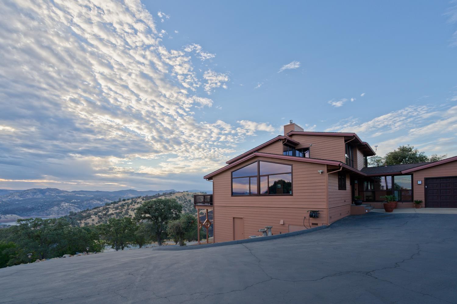 9256 Lazo Way, La Grange, CA 95329