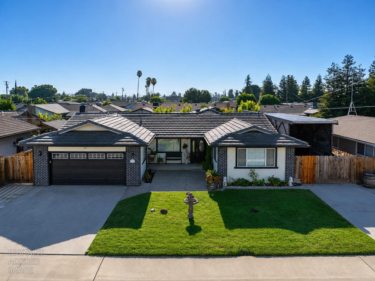 8322 Winfield Dr, Hilmar, CA 95324