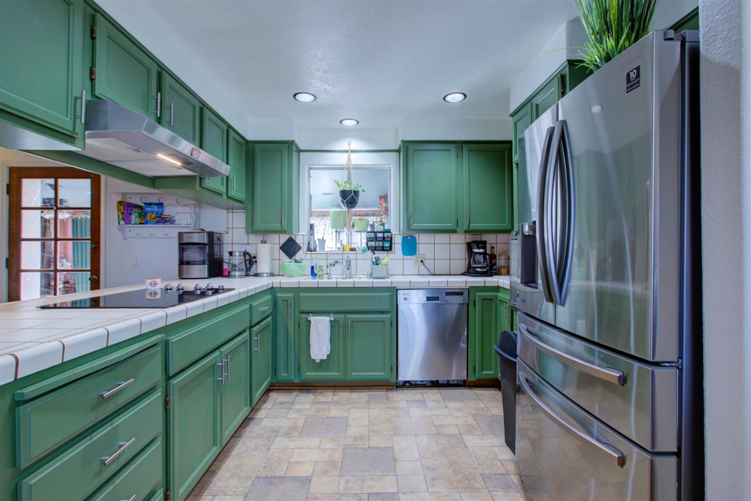 8322 Winfield Dr, Hilmar, CA 95324