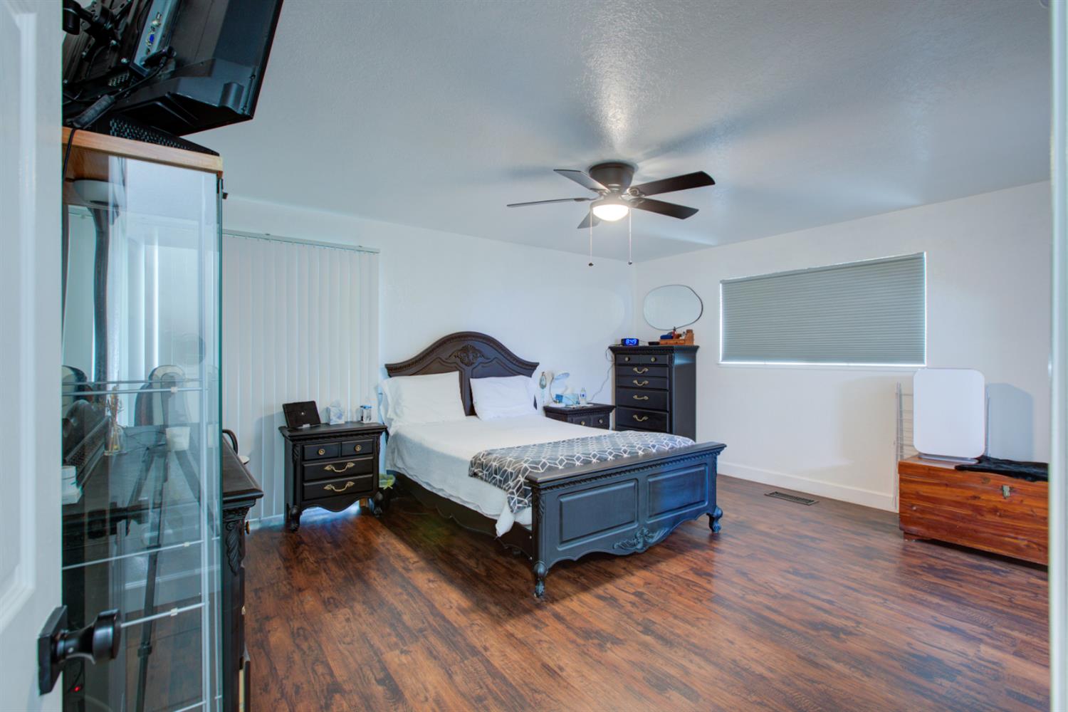 8322 Winfield Dr, Hilmar, CA 95324