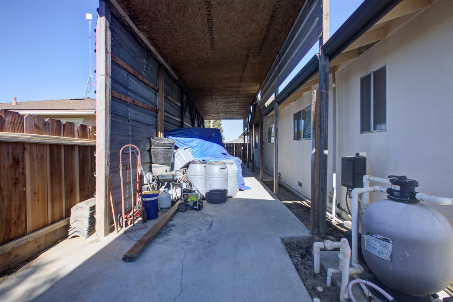 8322 Winfield Dr, Hilmar, CA 95324