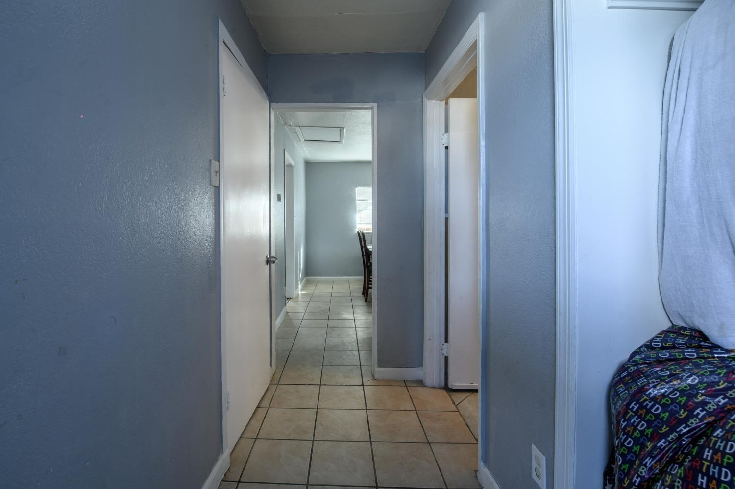 217 Rio Grande Ave, Modesto, CA 95351