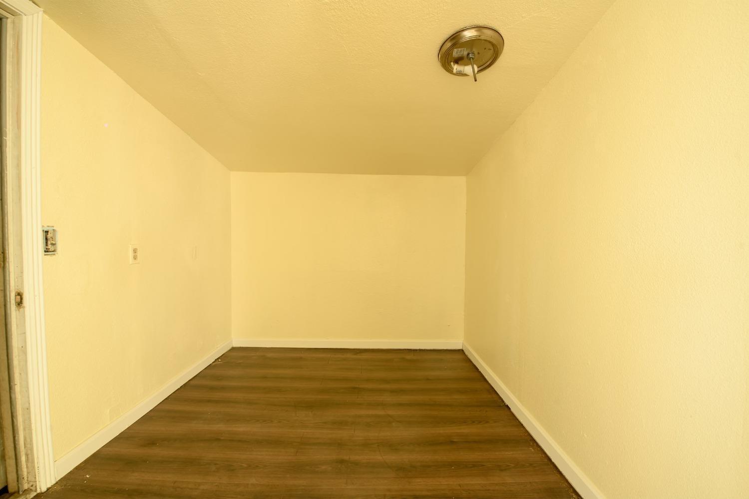 217 Rio Grande Ave, Modesto, CA 95351