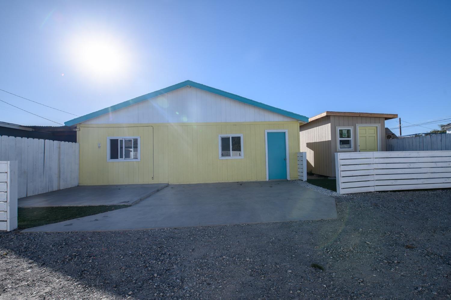 217 Rio Grande Ave, Modesto, CA 95351
