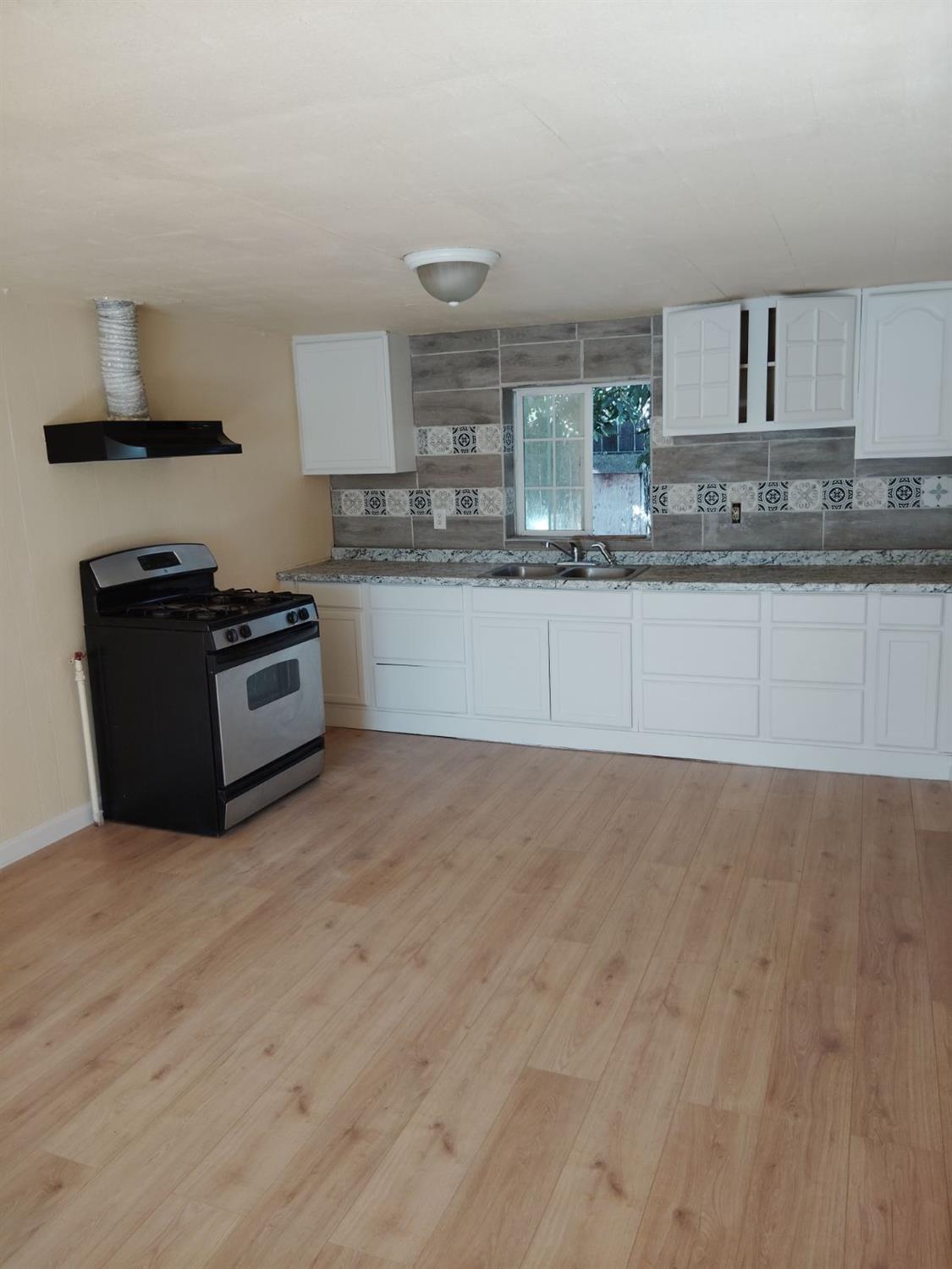 217 Rio Grande Ave, Modesto, CA 95351