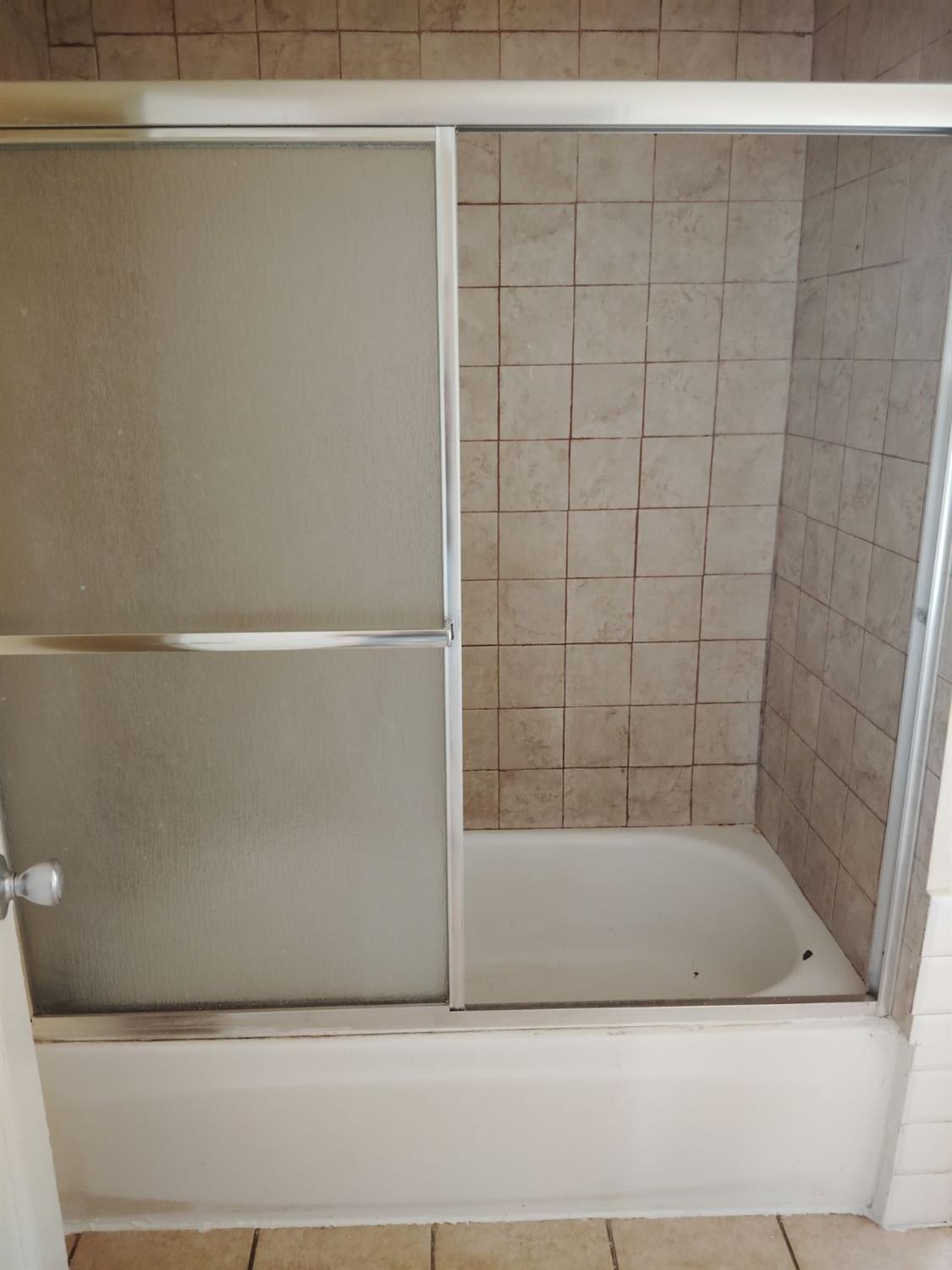 217 Rio Grande Ave, Modesto, CA 95351