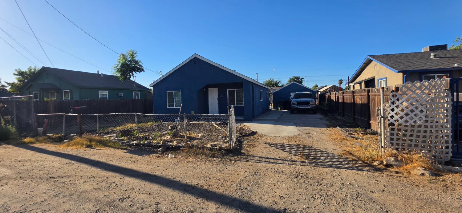 2017 Donald St, Modesto, CA 95351