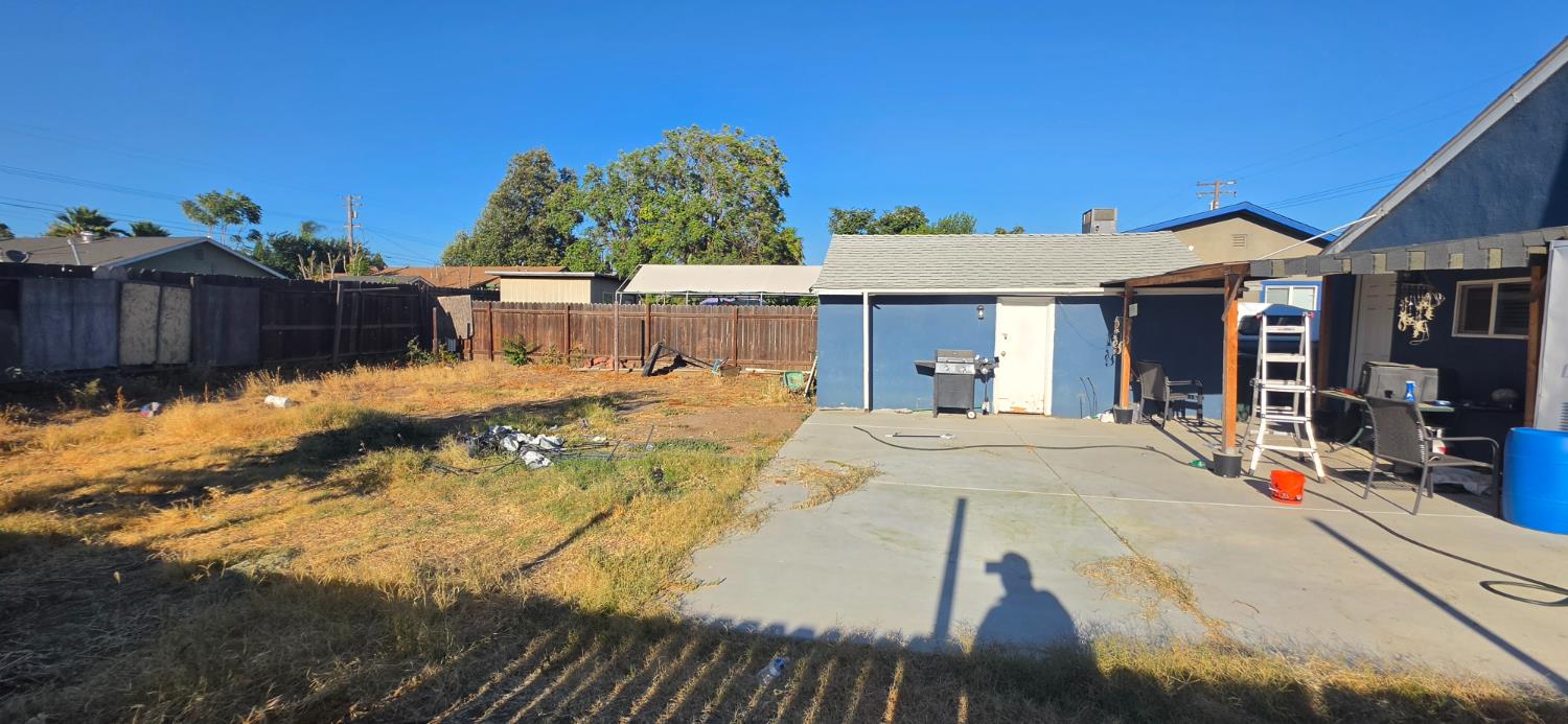 2017 Donald St, Modesto, CA 95351