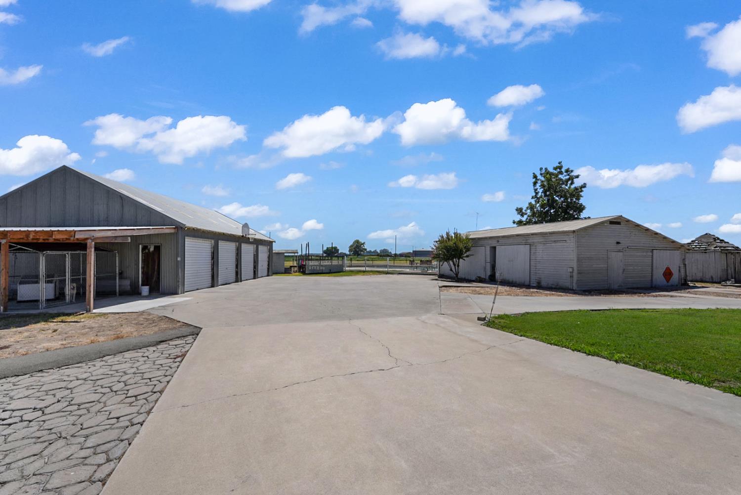 1706 N Washington Rd, Turlock, CA 95380