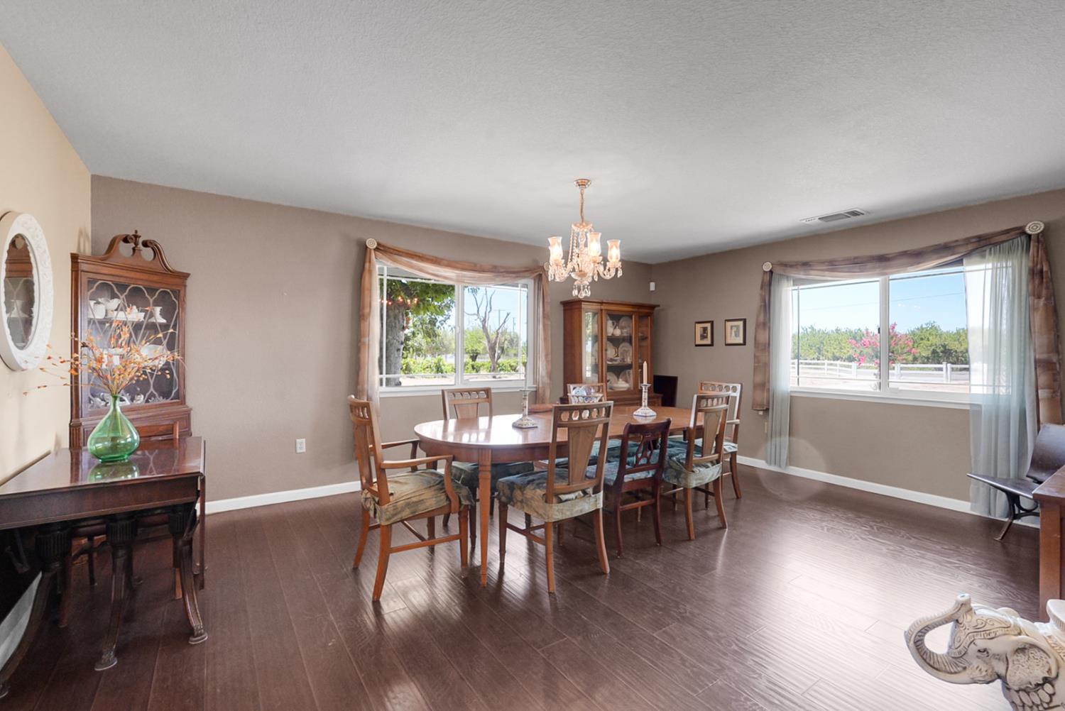 1706 N Washington Rd, Turlock, CA 95380