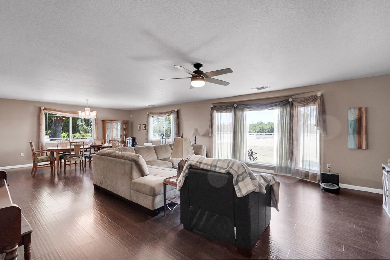 1706 N Washington Rd, Turlock, CA 95380