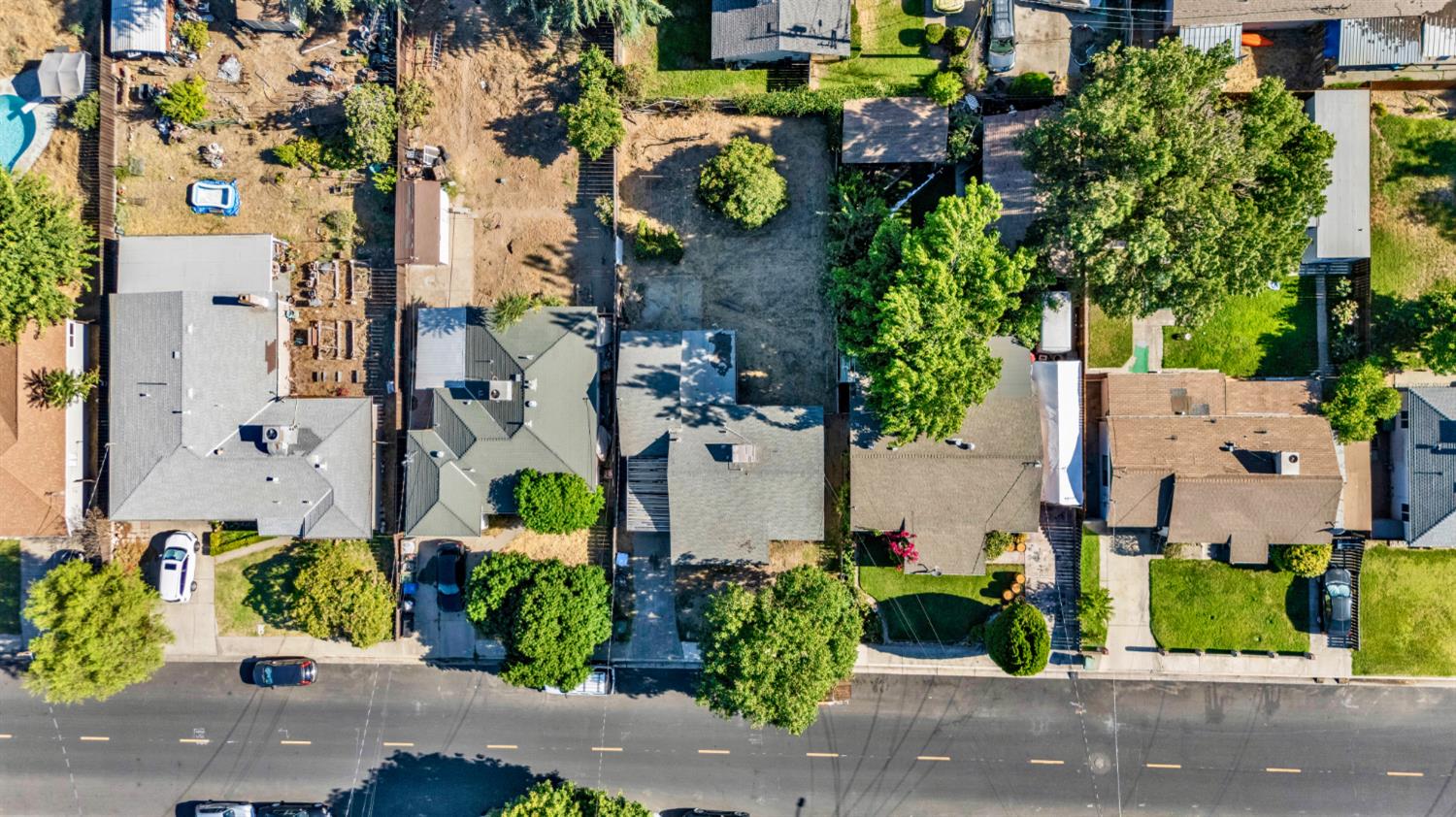 880 Julian St, Turlock, CA 95380