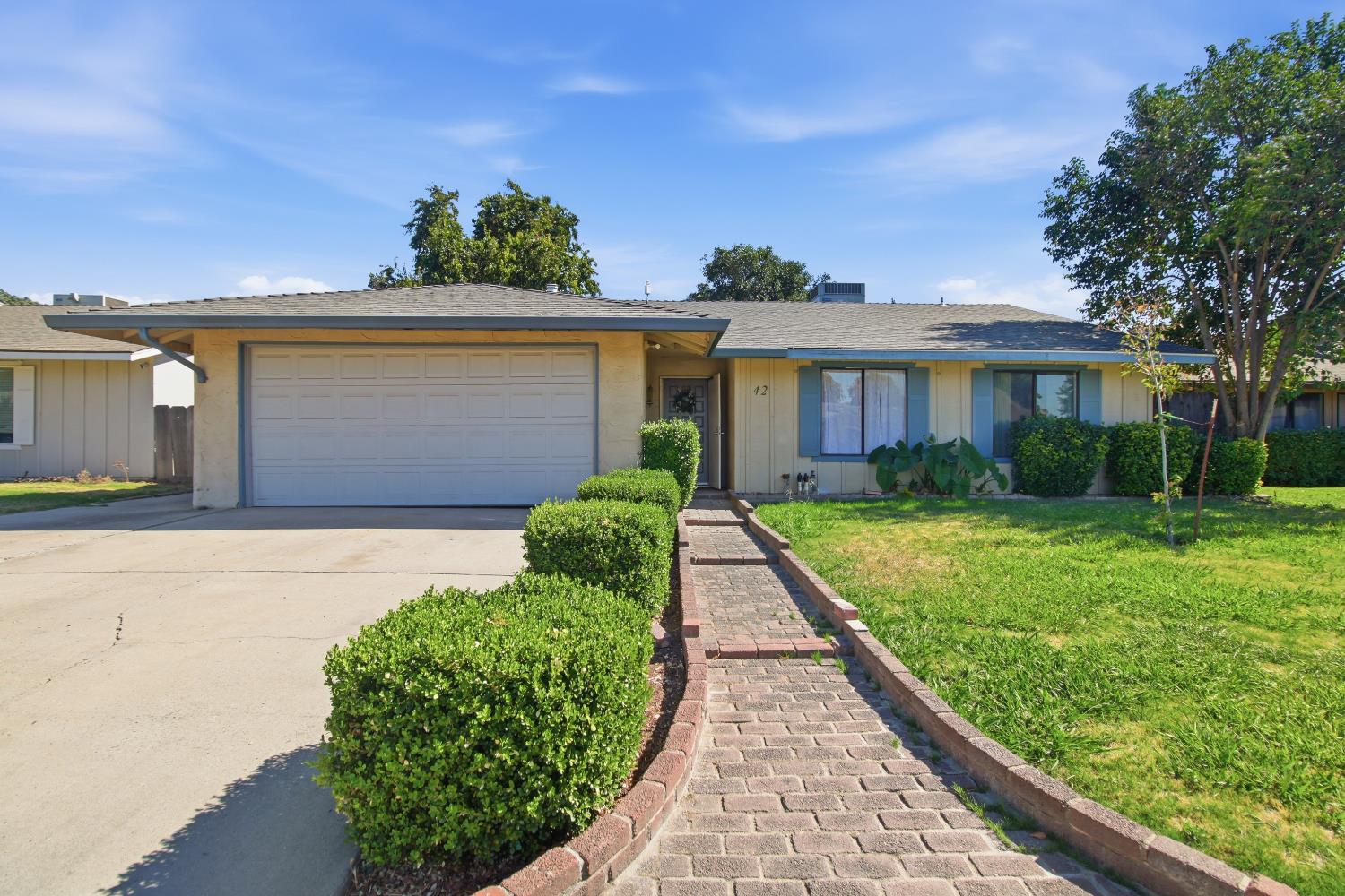 42 Sunset Ct, Merced, CA 95340