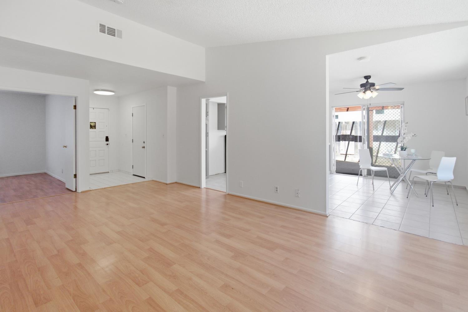 42 Sunset Ct, Merced, CA 95340