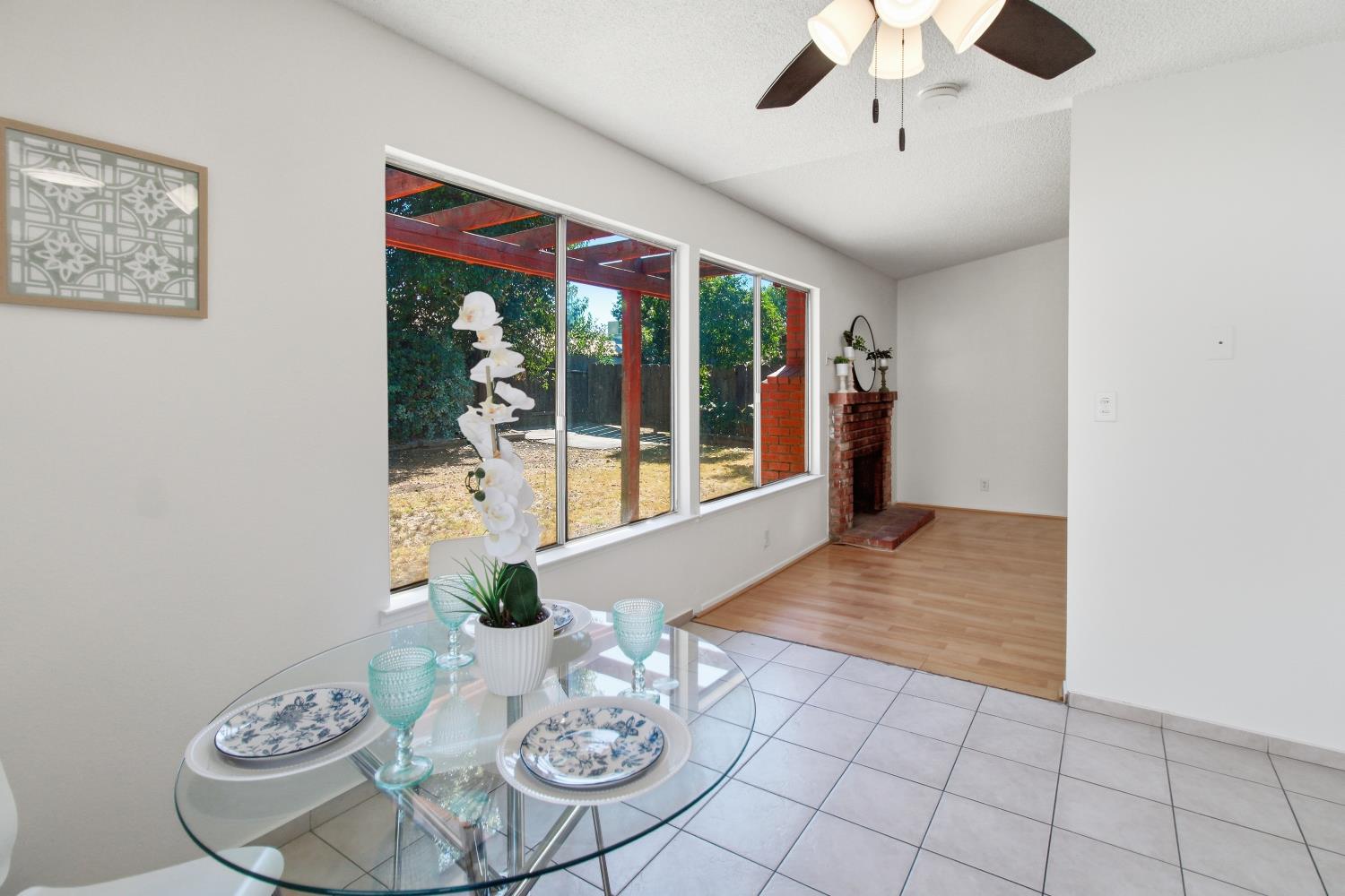 42 Sunset Ct, Merced, CA 95340