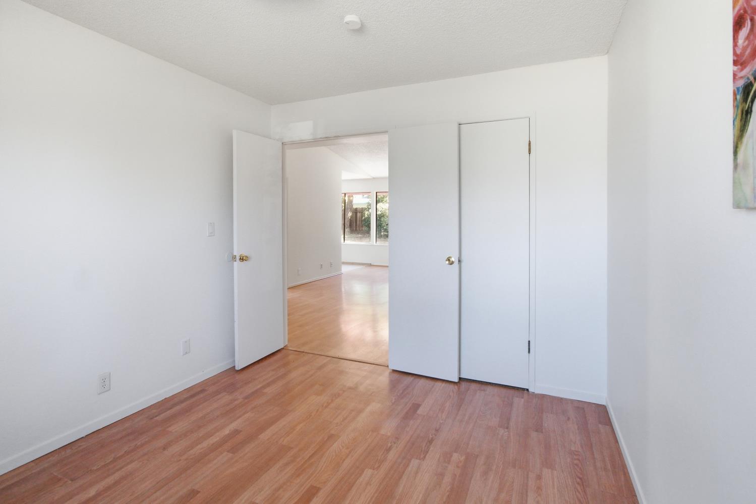42 Sunset Ct, Merced, CA 95340