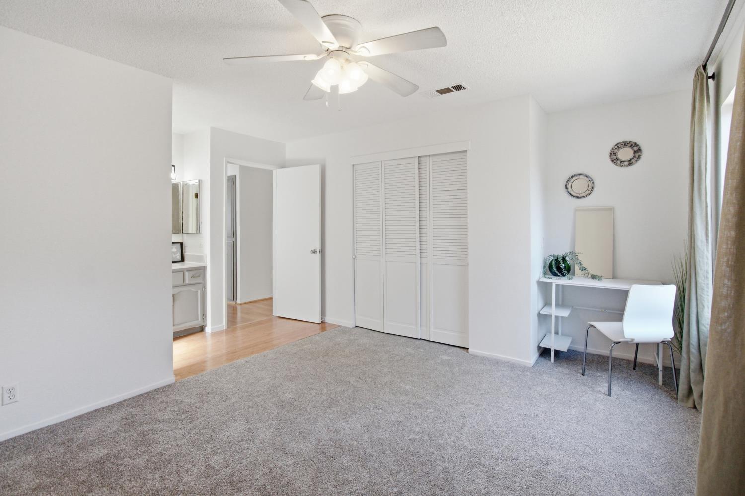 42 Sunset Ct, Merced, CA 95340