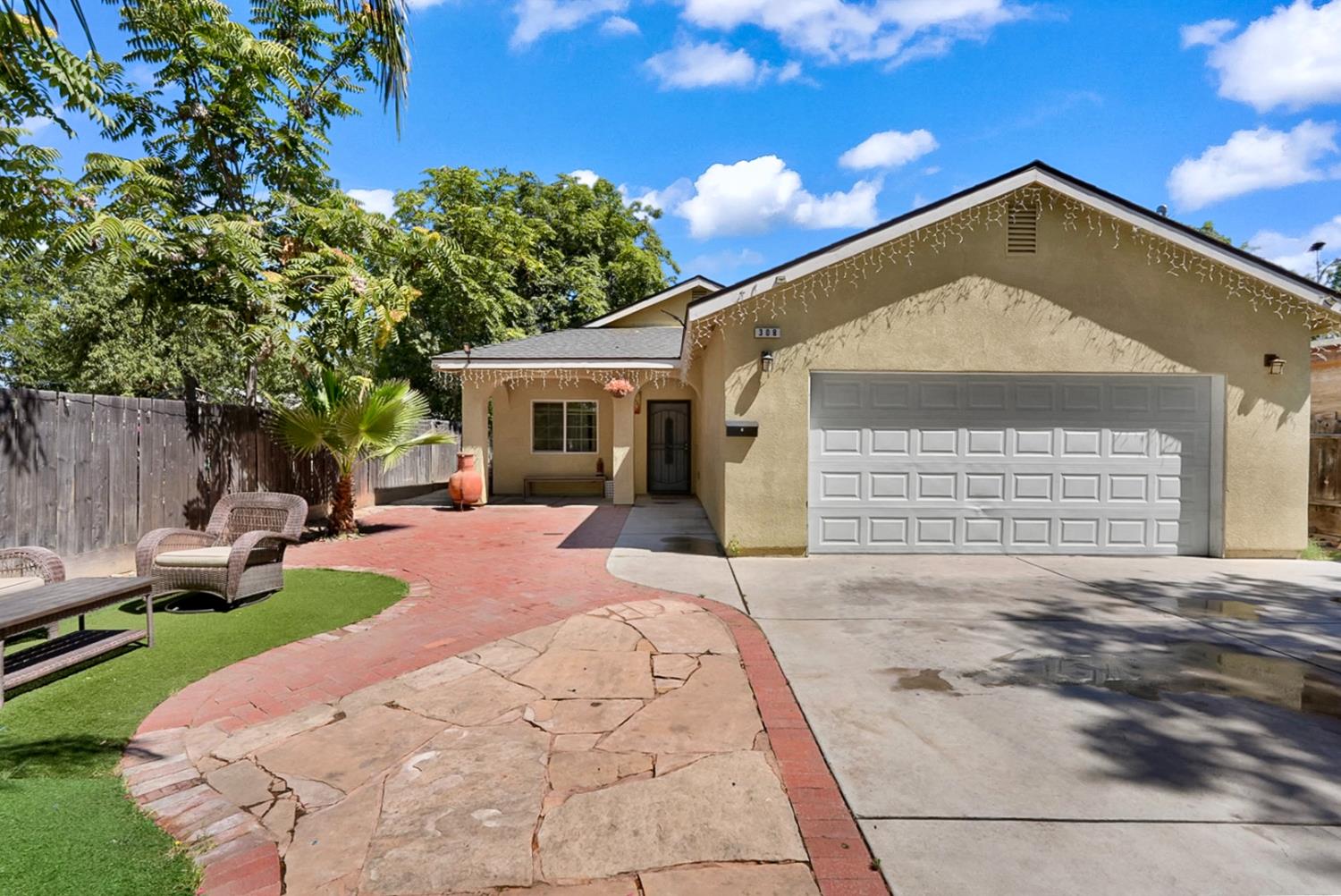 308 Ruberto St, Modesto, CA 95351