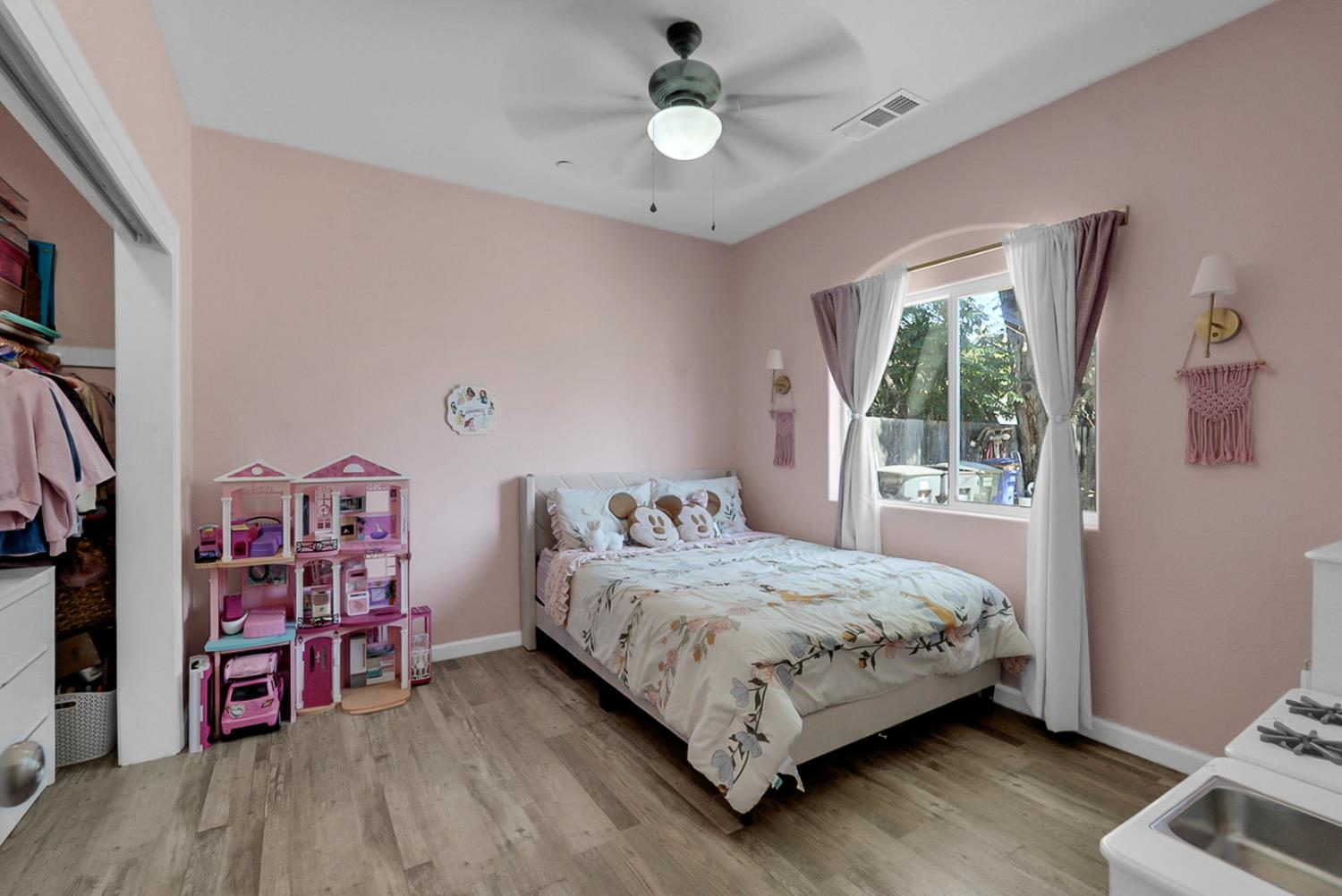 308 Ruberto St, Modesto, CA 95351