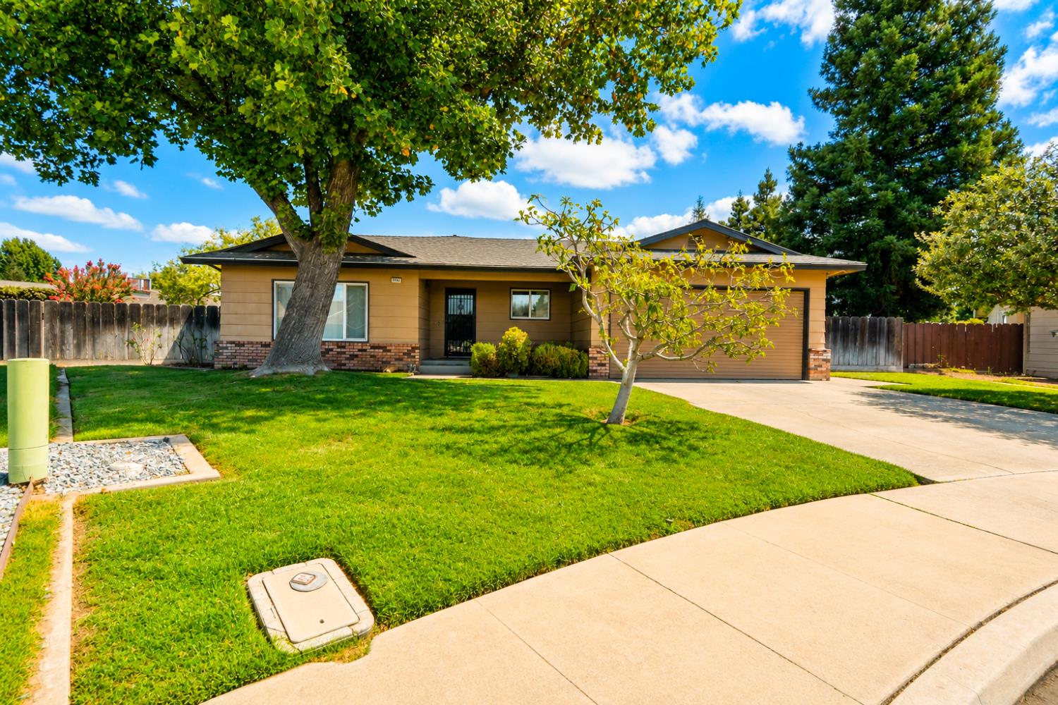2940 Hughes Ct, Turlock, CA 95382