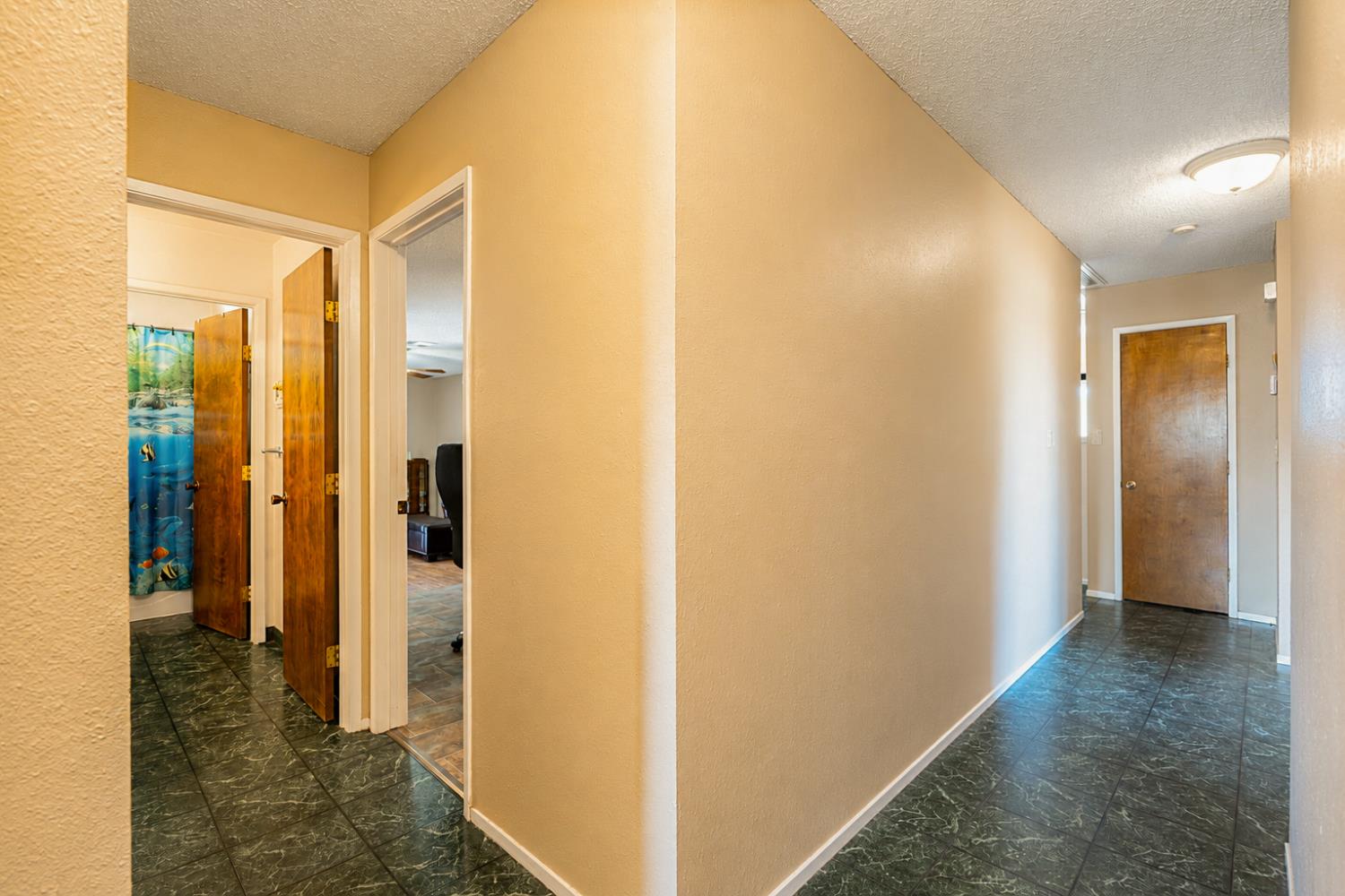 2940 Hughes Ct, Turlock, CA 95382