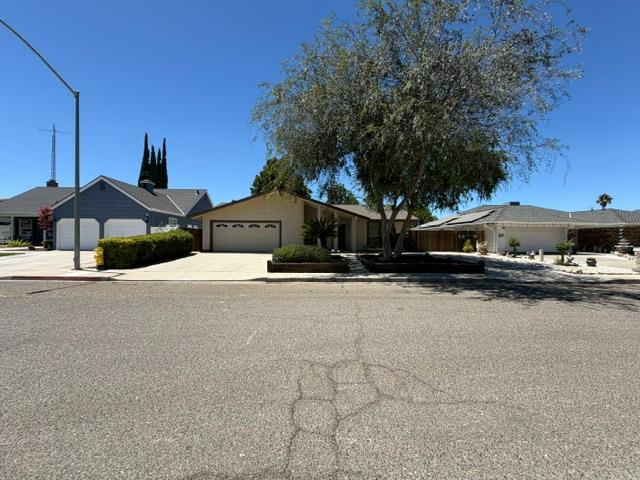 1125 Payne Ave, Gustine, CA 95322